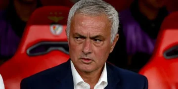 Mourinho Returns to Stamford Bridge: Benfica Manager Vows to Show Chelsea ‘I Am Here’