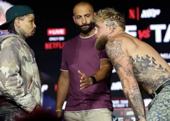 Paul and Davis Set for Controversial Miami Bout