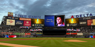 Yankees Hold Moment of Silence to Honor Slain Activist Charlie Kirk