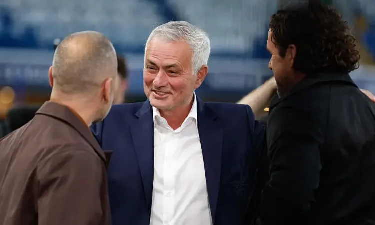 Mourinho Defeated, But Adored on Chelsea Return