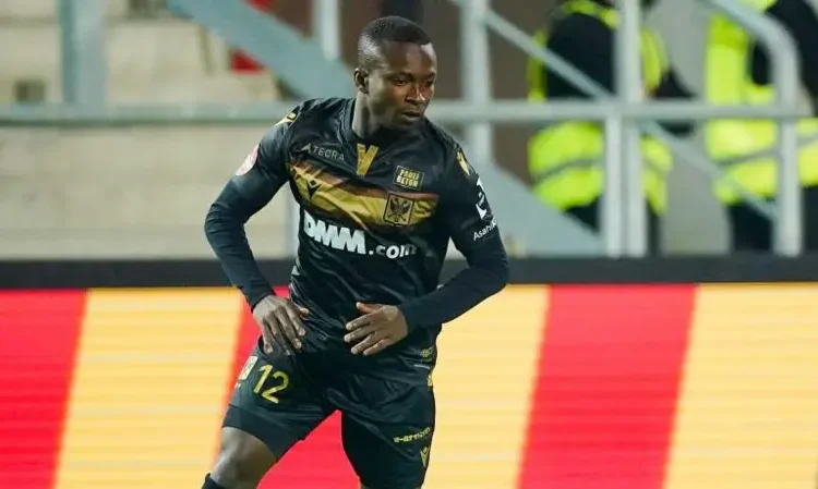 Togo Star Asamoah Breaks Neck in China, Faces Paralysis Risk