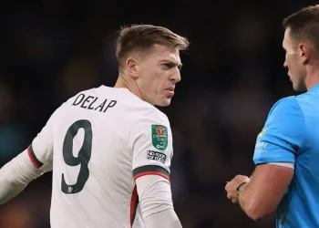 Maresca Slams ‘Embarrassing’ Red Cards After Chelsea’s Cup Scare