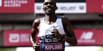 Jacob Kiplimo Smashes Ugandan Record to Win 2025 Chicago Marathon