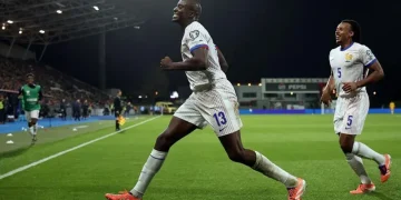 Iceland Stalls France’s World Cup Bid