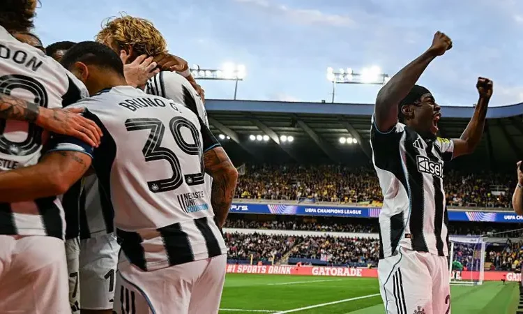 Dynamic Newcastle United Thrash Union SG in Champions League