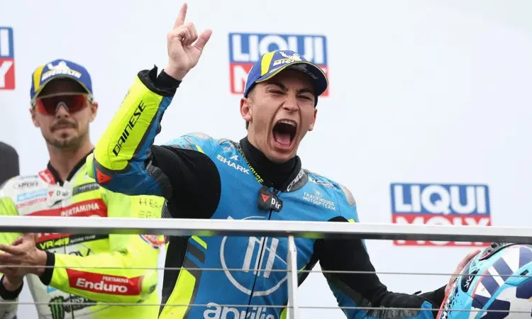 Fernandez Claims First-Ever MotoGP Victory in Australia