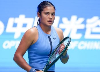 Raducanu Exits Ningbo Open with Injury Scare