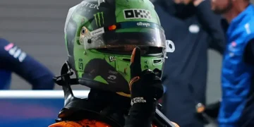 Norris Blazes to Vegas Pole in Wet Thriller, Title Rival Piastri Fifth