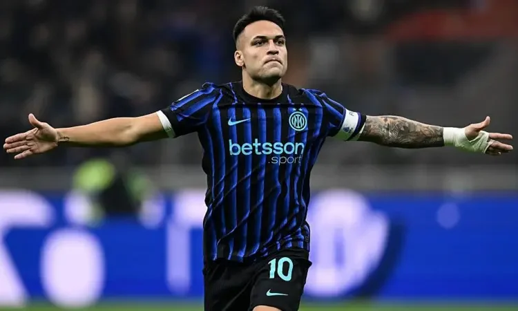 Inter Milan Clinch Top Spot After Win Over Lazio