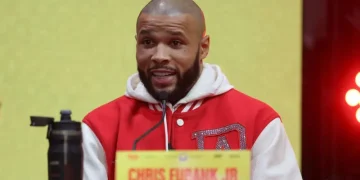 Eubank Jr. and Benn Successfully Make Weight for Saturday Rematch