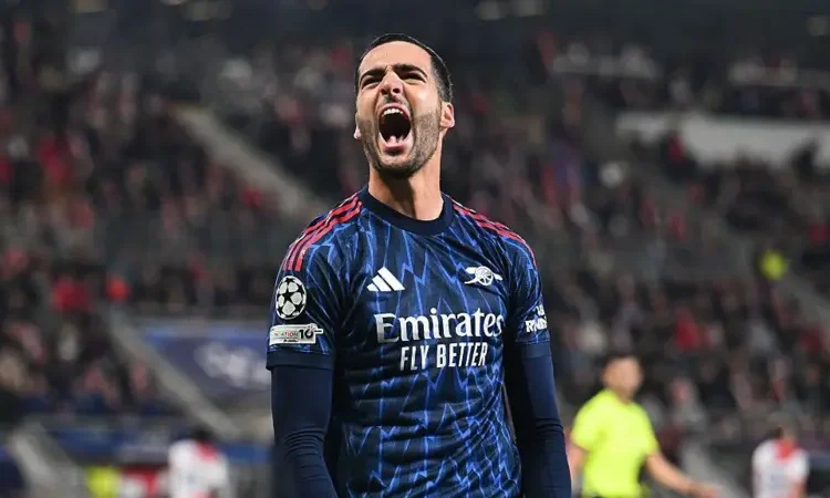 Makeshift Merino Fires Arsenal to Record-Equalling Win in Prague