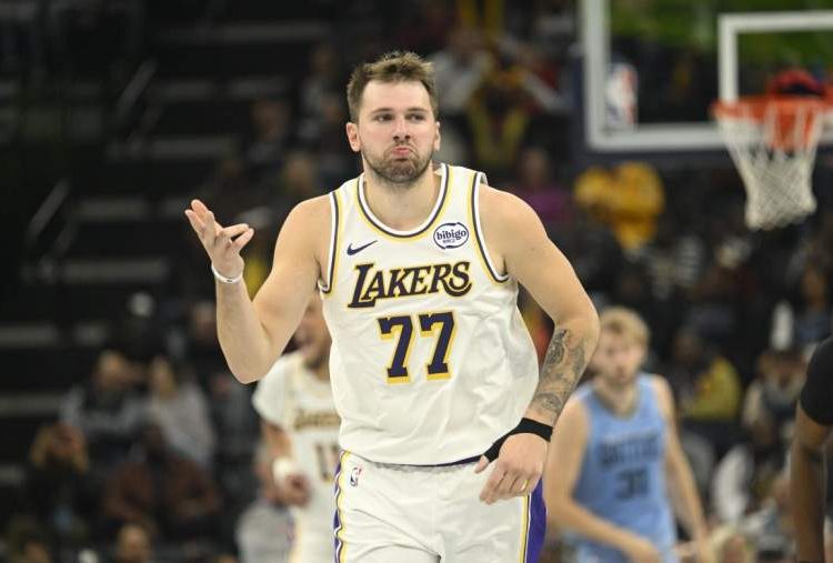 Doncic Breaks West’s 56-Year Lakers Scoring Record in Historic Start
