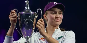 Rybakina Snubs WTA Chief After Record Finals Win Amid Coach Dispute