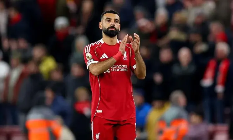 Rooney Urges Slot: Drop Salah to Stop Liverpool Slump