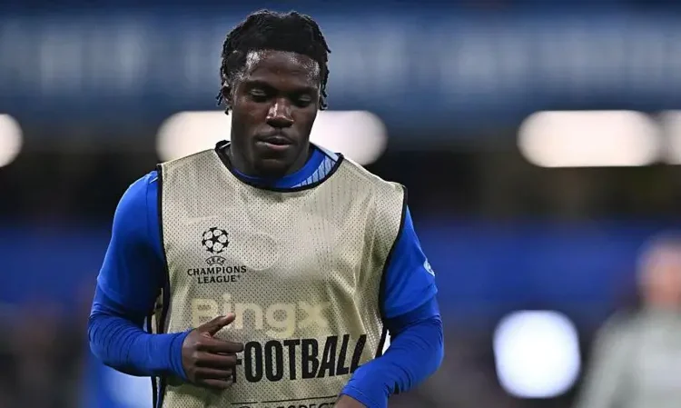 Lavia Injury Update: Midfielder Sidelined for a Month