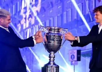 ‘Sincaraz’ Finals Showdown: Alcaraz and Sinner Battle for Year-End No. 1