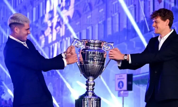 ‘Sincaraz’ Finals Showdown: Alcaraz and Sinner Battle for Year-End No. 1