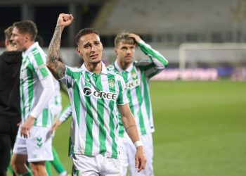 Kompany’s Midnight Transfer Call Fails to Snatch Antony from Betis