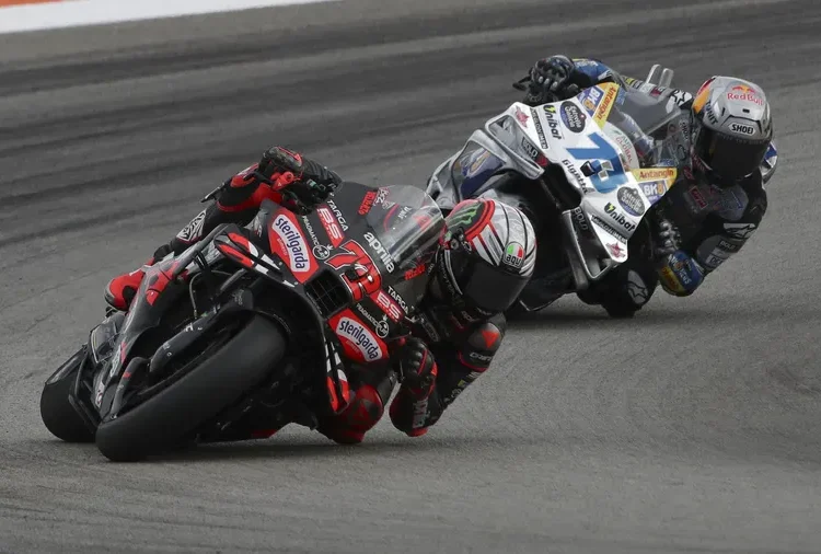 Bezzecchi Caps Aprilia 1-2 in Valencia Finale; Bagnaia Crashes Out
