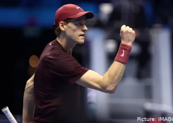 Sinner Dominates De Minaur, Marches Into ATP Finals Title Defense