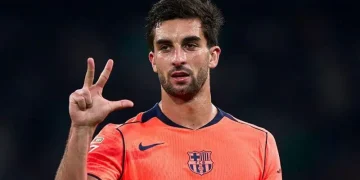 Torres Powers Barcelona to Victory Over Real Betis