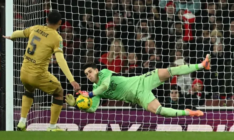 Kepa the Hero as Arsenal Edge Palace to Reach Carabao Semi-Finals