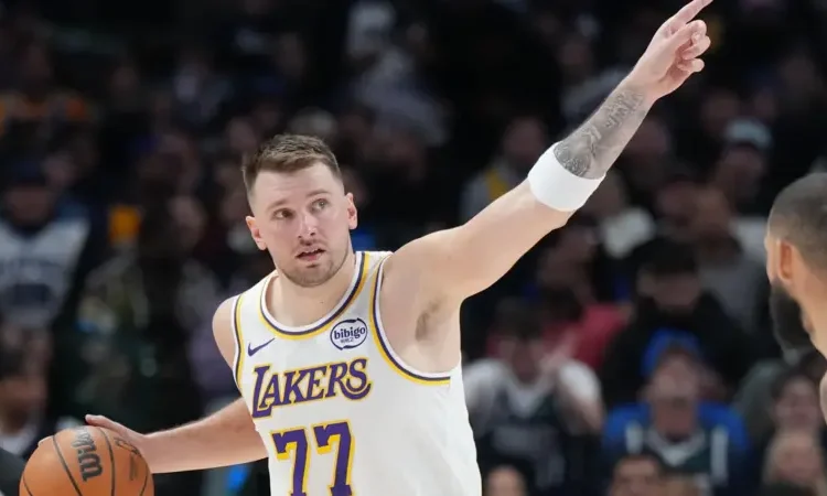 Doncic Shines in Emotional Dallas Return as Lakers Rally for Win