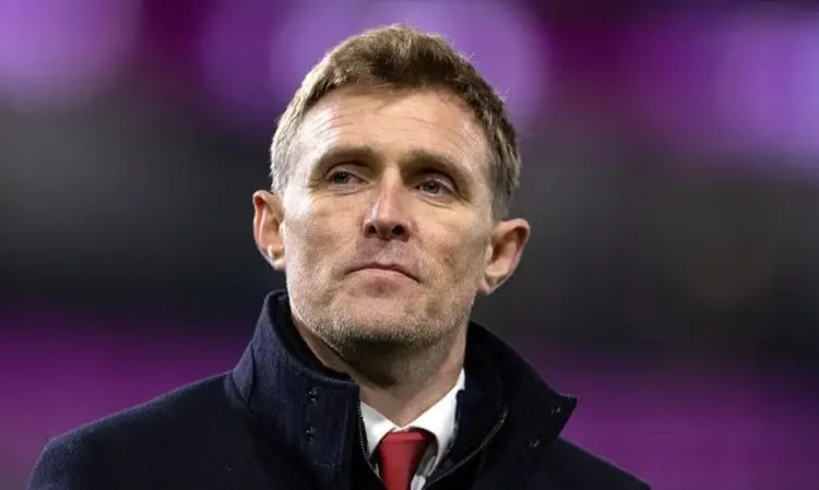 Fletcher Holds the Reins as Man Utd Crisis Deepens