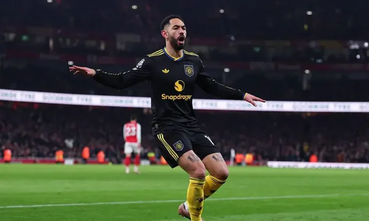 Cunha Hits Late Screamer as Man Utd Stun Arsenal