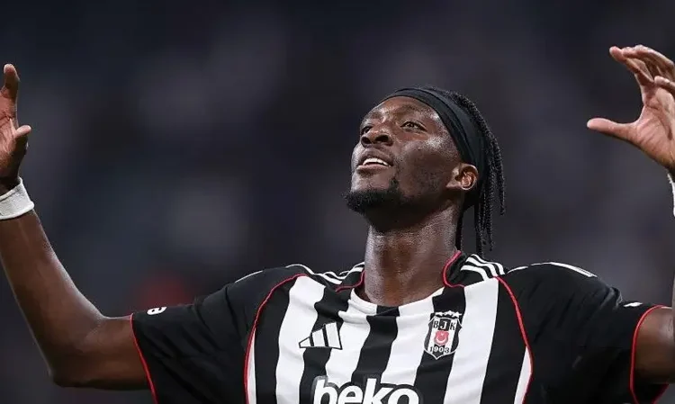 Tammy Abraham Nears Aston Villa Return in Complex Triple-Club Deal