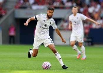 Juventus Target Mazraoui Amid Man Utd Managerial Shake-up