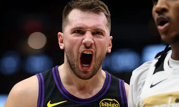 Doncic Makes History as Lakers Rout Wizards