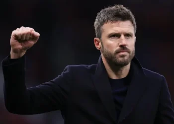 Carrick “At Home” as He Hints at Permanent Man Utd Stay