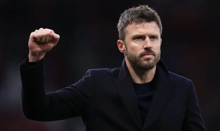 Carrick “At Home” as He Hints at Permanent Man Utd Stay