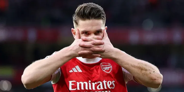 Arsenal Move Nine Points Clear with Dominant Win Over Sunderland