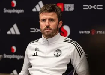 Carrick Dismisses ‘Audition’ Talk as United Eye Third Place