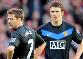 Michael Owen Backs Michael Carrick for Permanent Manchester United Job