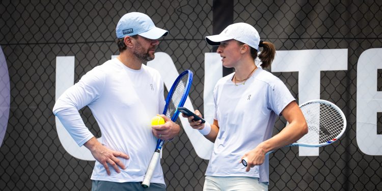 Swiatek Splits with Fissette After Miami Exit