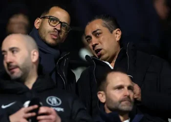 Rosenior Backed Despite Chelsea Slump