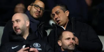 Rosenior Backed Despite Chelsea Slump