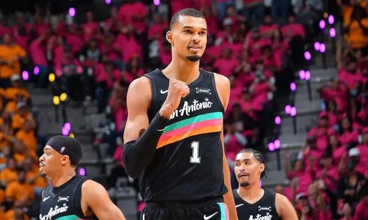 Wembanyama Dazzles as Play‑offs Begin