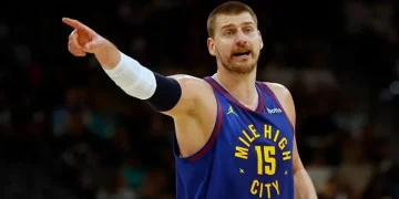 Jokic Lifts Nuggets to Third Seed