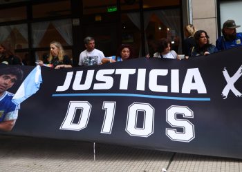 Maradona’s Daughter Accuses Doctors of Manipulation