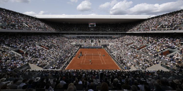 French Open Boosts Prize Fund, Stars Set For Tributes