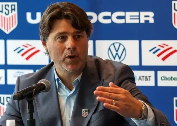 Pochettino Defends Emailing Cuts