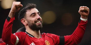 Fernandes Wins Premier League Player Of Season