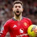 Fernandes Wins Football Writers’ Award 