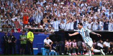 Messi Marks 200th World Cup Appearance with Hat-trick as Argentina Sweep Aside Algeria
