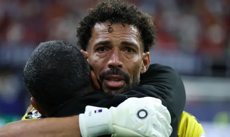 Vozinha’s Mother To Join Him At World Cup
