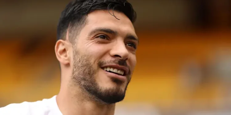 Jimenez Seals Wolves Return